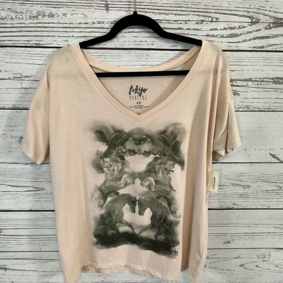 New Without tags. "Aeropostale" woman's T-shirt - Picture 1 of 11